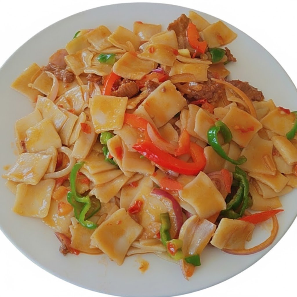 فرايد نودلز شرائح مع لحم